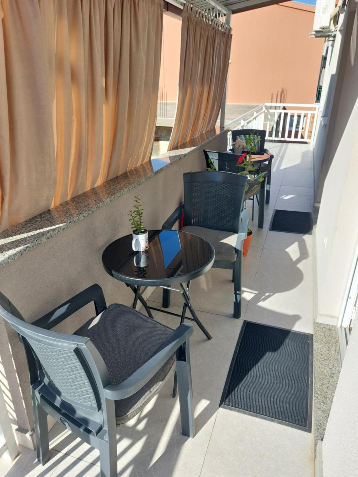 Apartmani Perla 네움 외부 사진